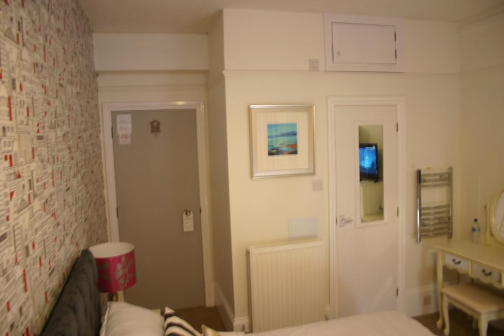 Cambridge House Guest House AEGON International Pokoj fotografie